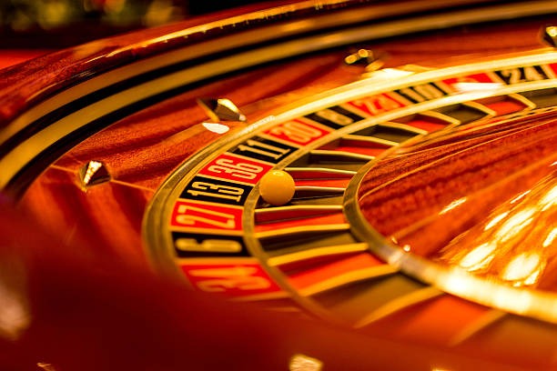 Red Tiger live baccarat table on miminbet with multi-camera feed